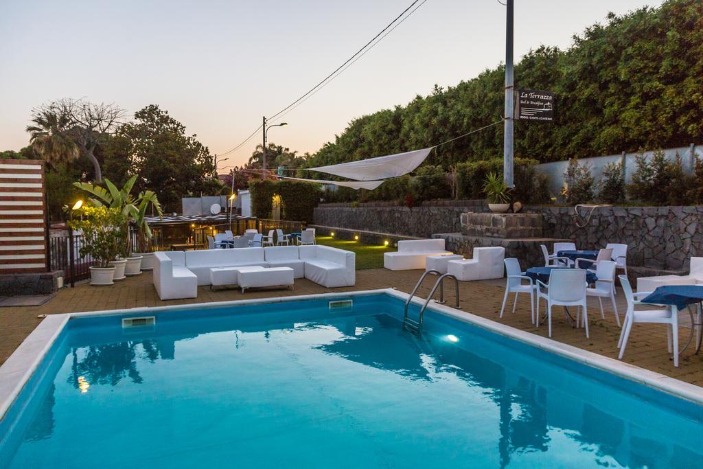 Bed and Breakfast La Terrazza Aci Castello Exterior foto